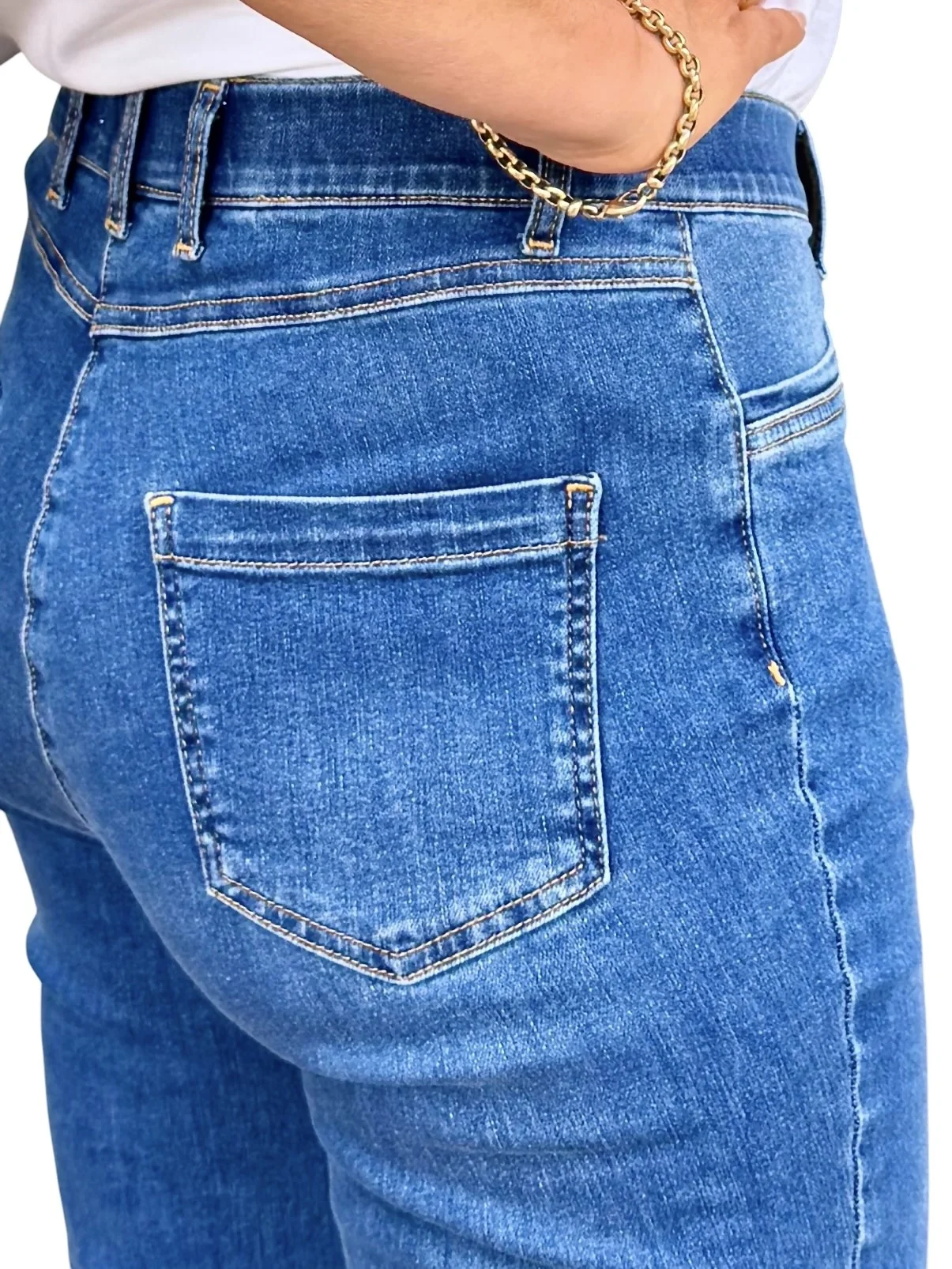 Jackie's Jeans stonewashed - Achterzak jackie jeans 1 - LMW0501
