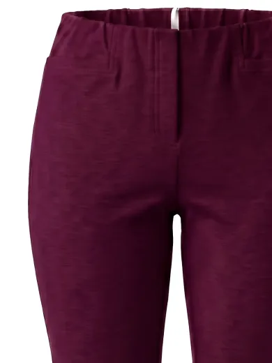 Caroline's Classic bordeaux - Caroline classic bordeaux close up - LMW0104