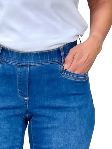 Jackie's Jeans stonewashed - Voorpand jackie jeans 1 - LMW0501